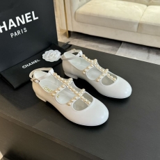 Chanel Low Shoes